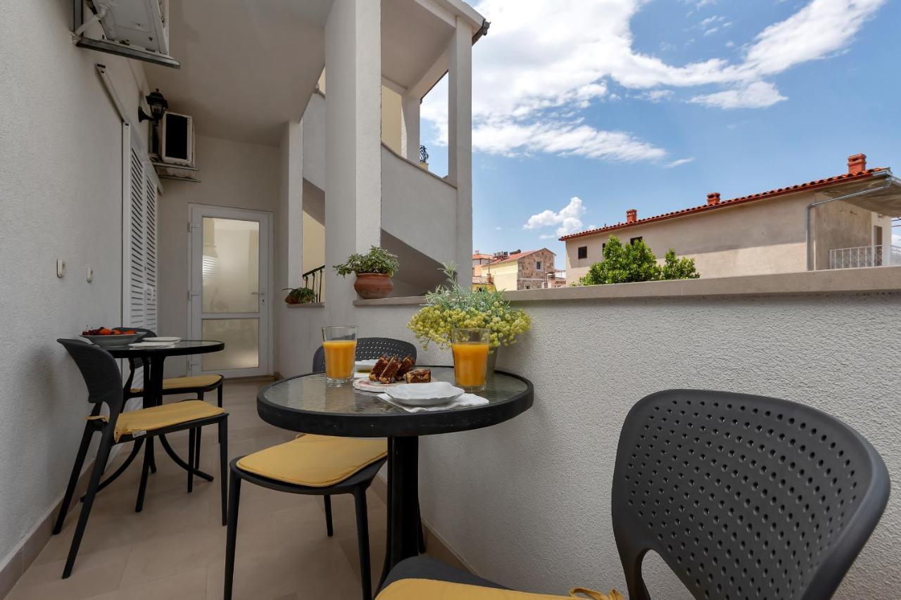 Apartments Divna Baška Voda Exterior foto
